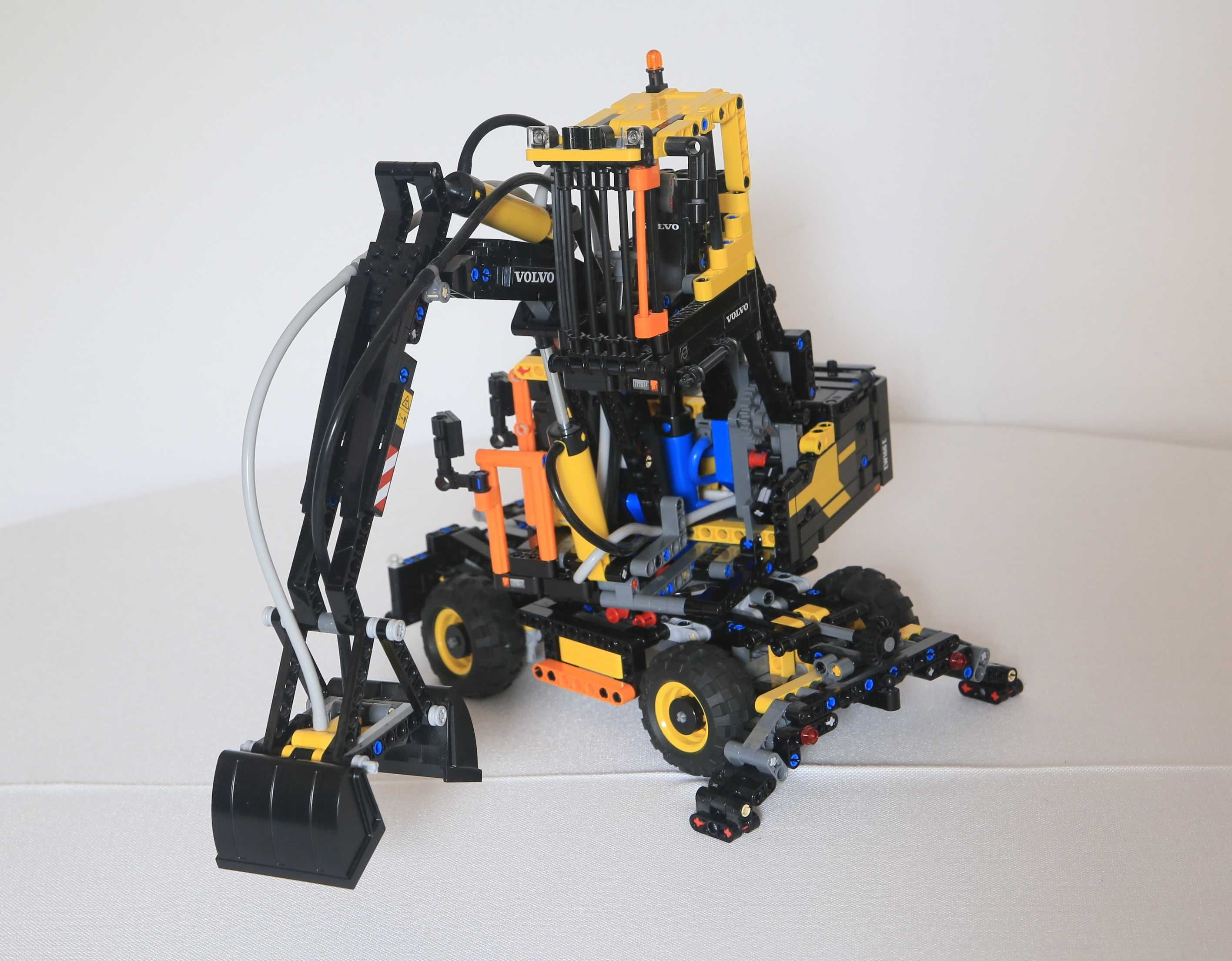 Lego Technic 42053 Volvo EW160E / Koparka