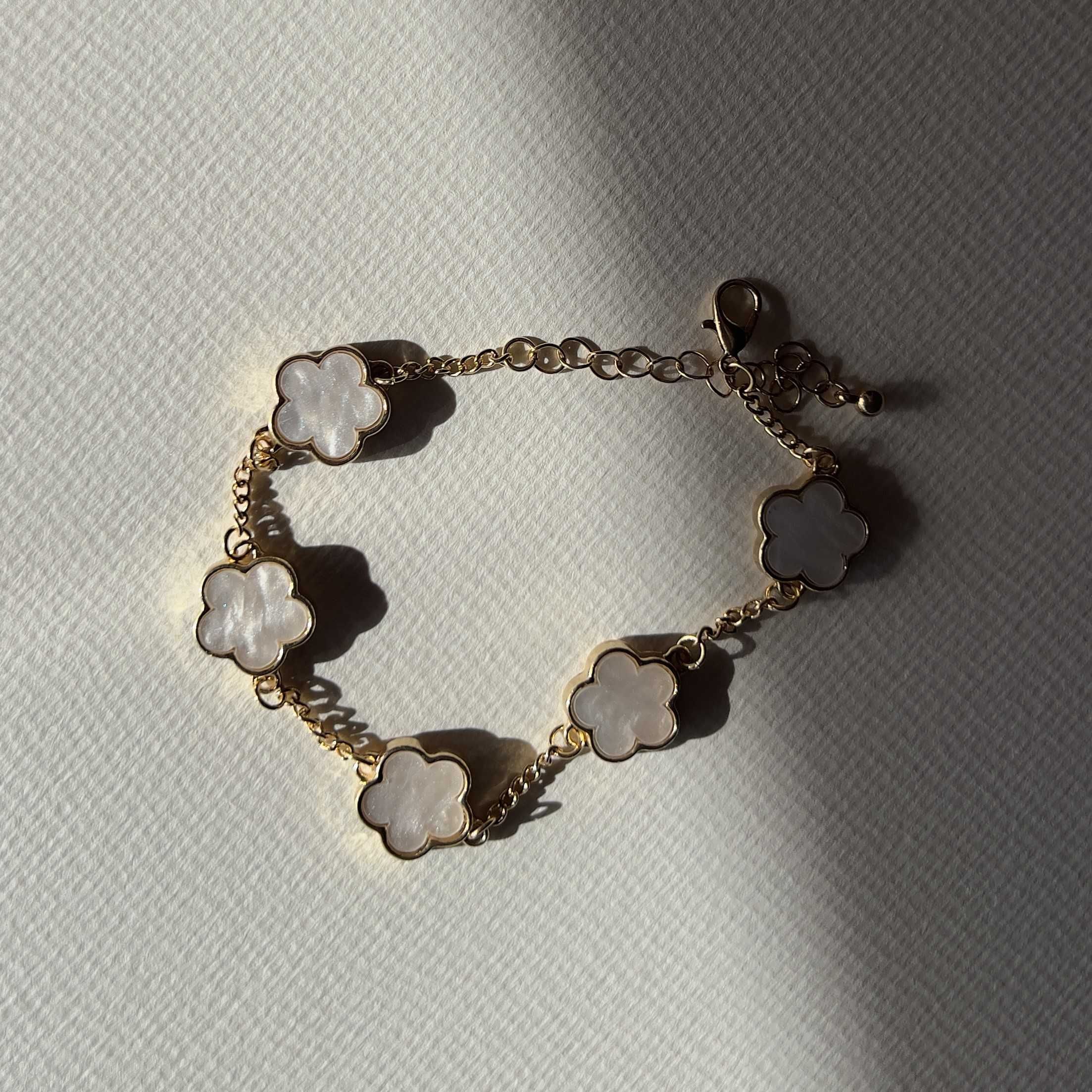 Pulseira com Flor e Pérola