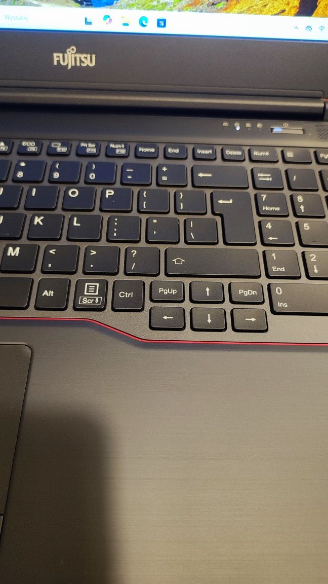 # 888 Fujitsu Lifebook U759 i5-8265U 16GB 512GB SSD W11P FV23 GW12 NEW