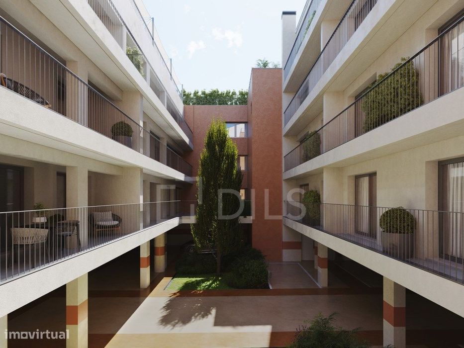 Apartamento T2 com estacionamento situado em Arroios, Lisboa