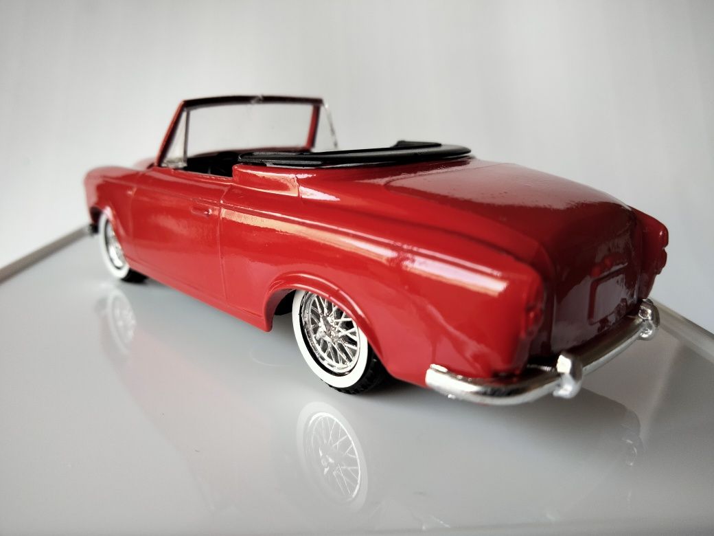 1/43 Peugeot 403 Cabriolet (1956)