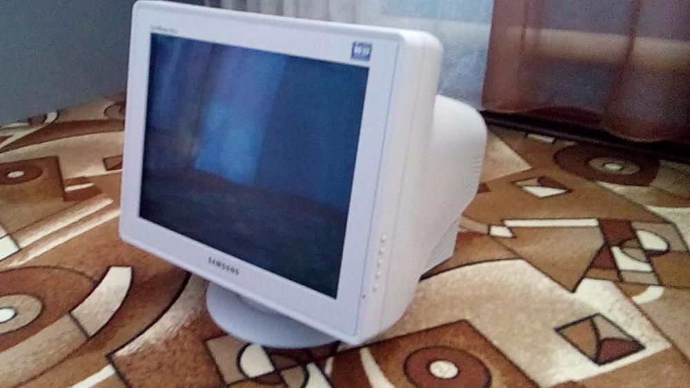 Продам компьютер недорого