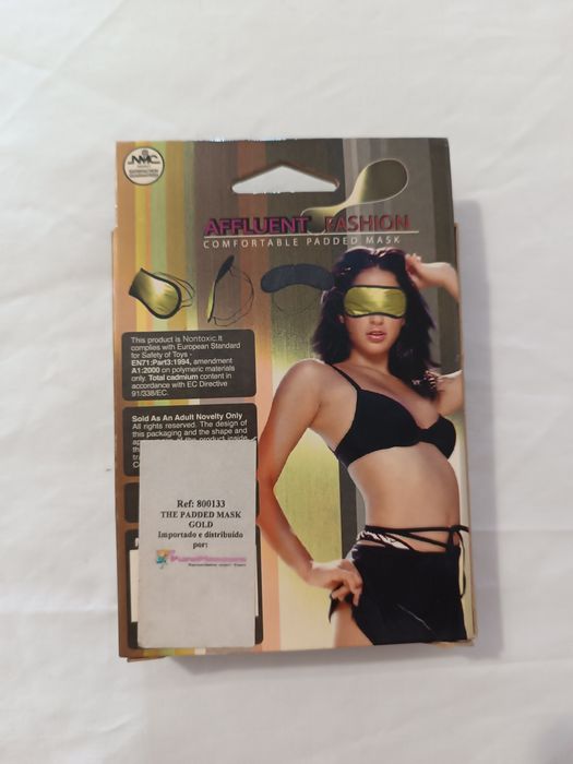 Venda Dourada e preta. Nova em caixa