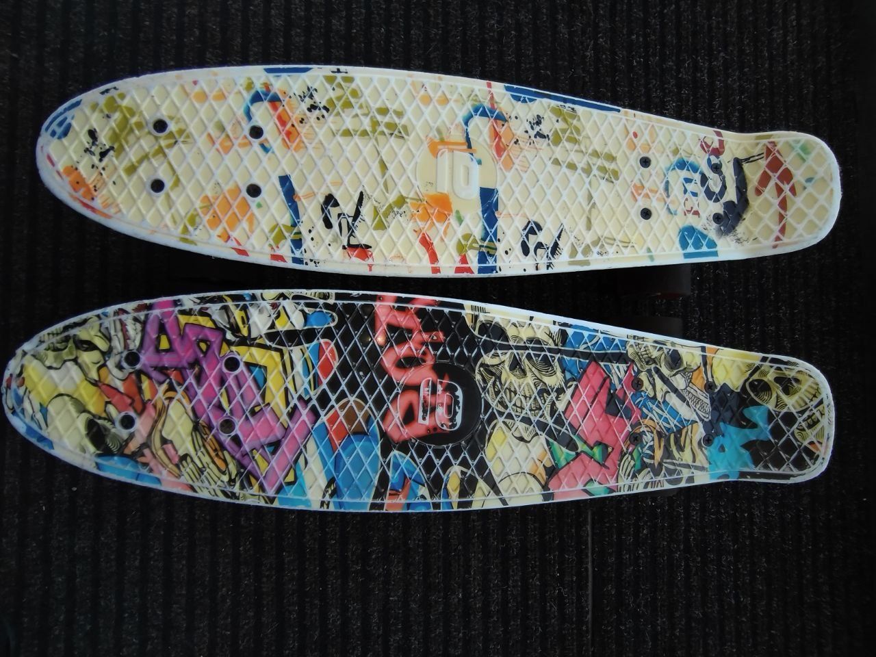Penny board FISZKA deskorolka dla dzieci 56cm GRAFFITI