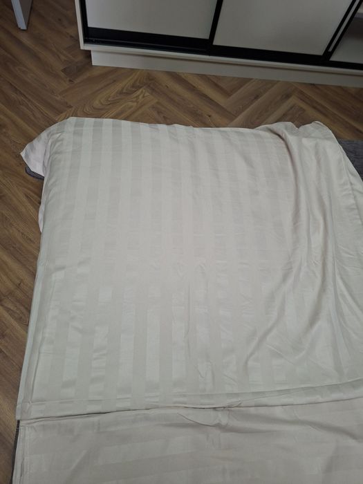 Постільна білизна