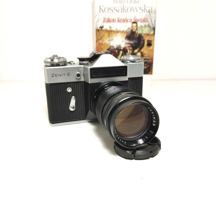 Zadbana Lustrzanka analogowa RETRO CCCP Zenit E z HANIMAR 135mm 1:3,5