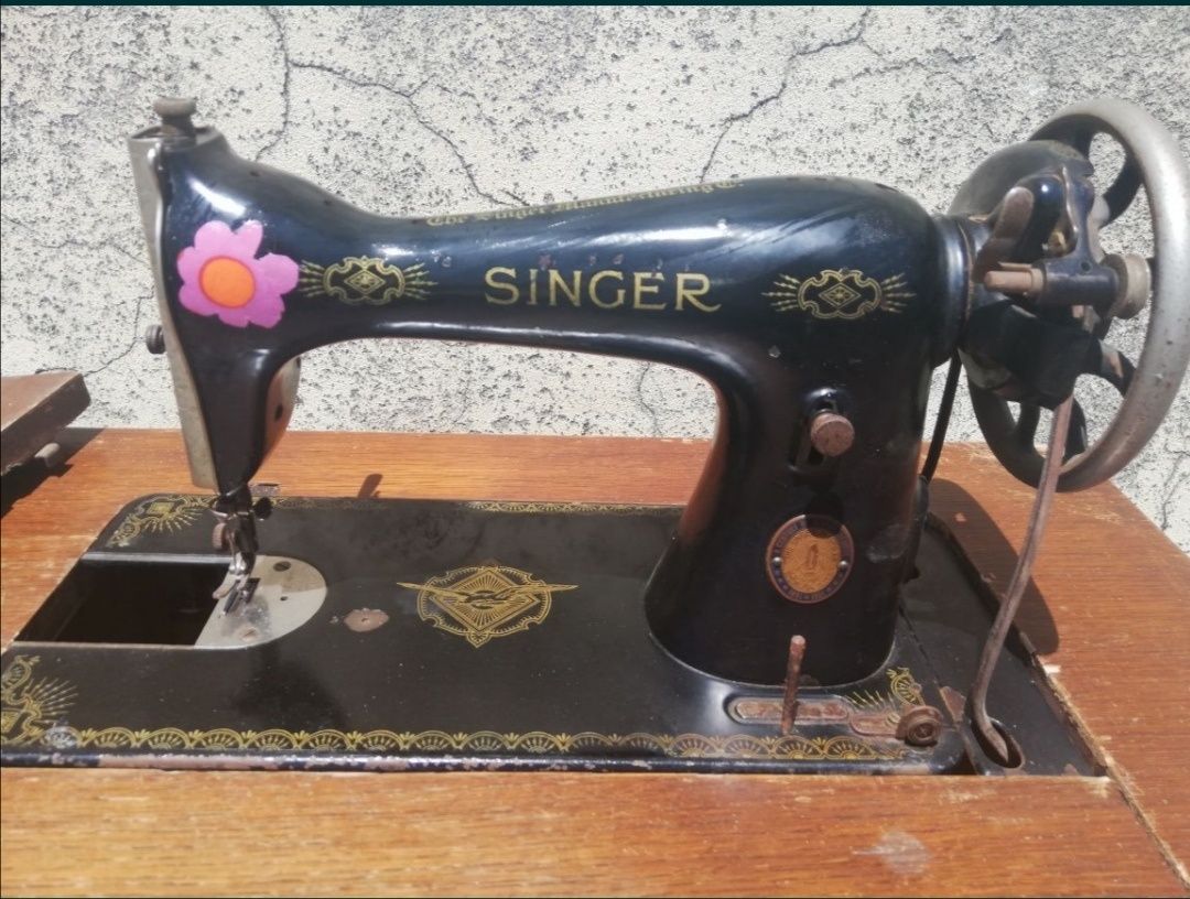 Máquina Singer de 1951 (71 anos)  p/Colecção toda original