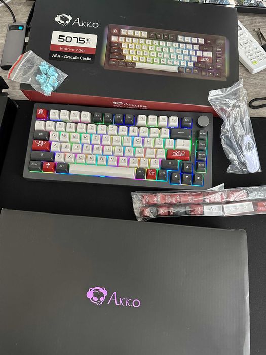 Механічна клавіатура Akko 5075B Plus Dracula HotSwap
