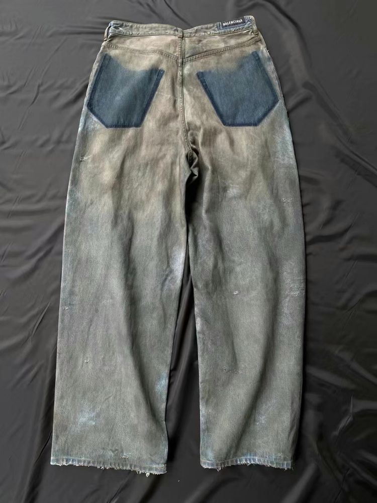 вільні джинси з еффектом потертостей Balenciaga Disstressed Wide Leg