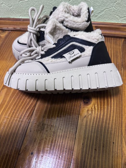 Кросівочки для дівчинки