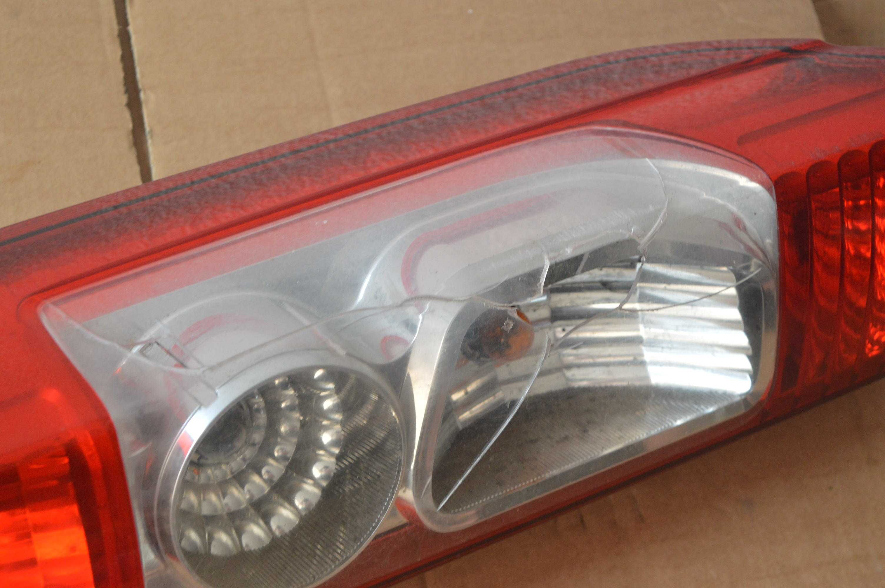 Fiat Ducato Jumper Boxer 06- Lampa Lewy Tył Lewa Tylna