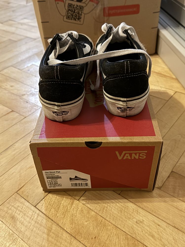 Кеди унісекс Vans OLD SKOOL PLATFORM 39 розмір