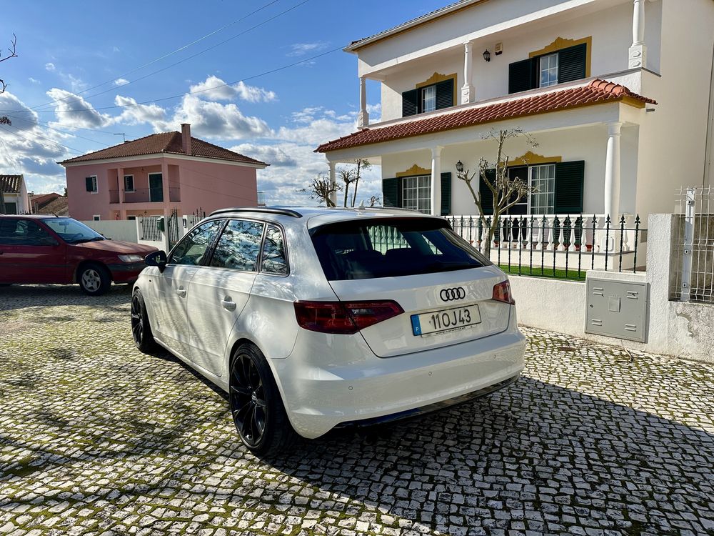 Audi A3 2.0 S line S Tronic black and white