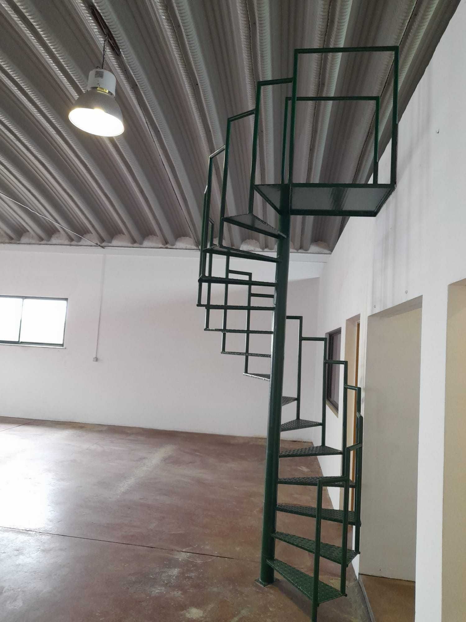 Armazém/Espaço Amplo