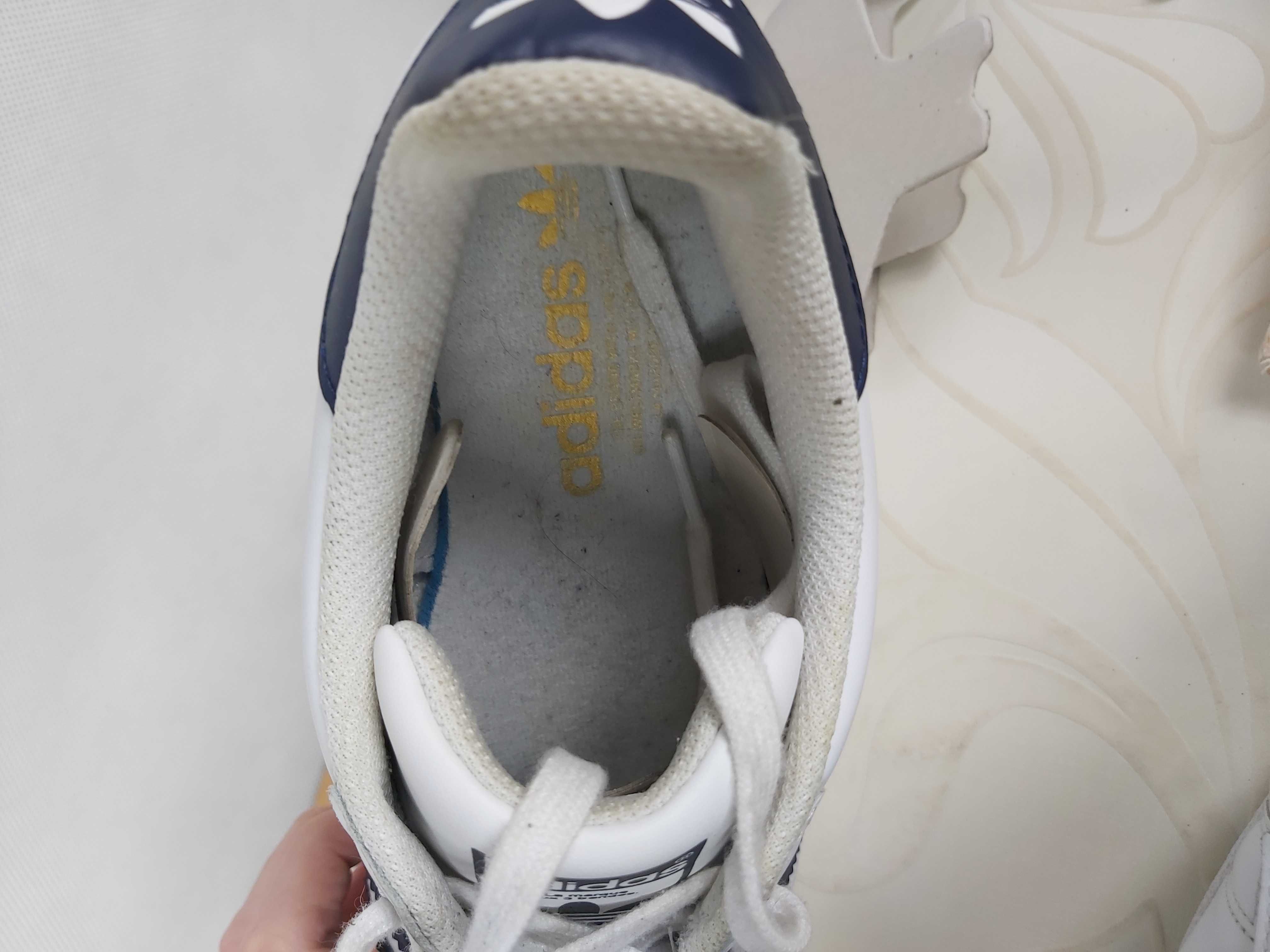 SP Używane sneakersy ADIDAS SUPERSTAR  43 1/3 trampki skórzane