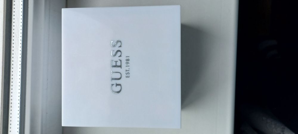 Годинник  Guess оригінальний