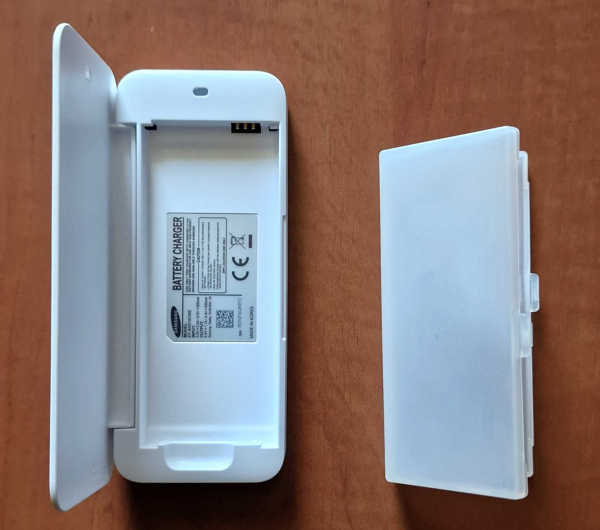 Samsung Galaxy Note 4 + nowe etui + ładowarka i etui na baterię