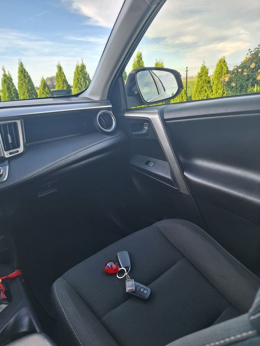 Toyota Rav4 z 2015r