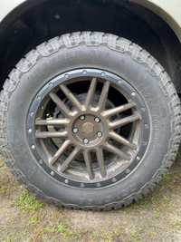 General Grabber AT3 265/60 R18 jak nowe