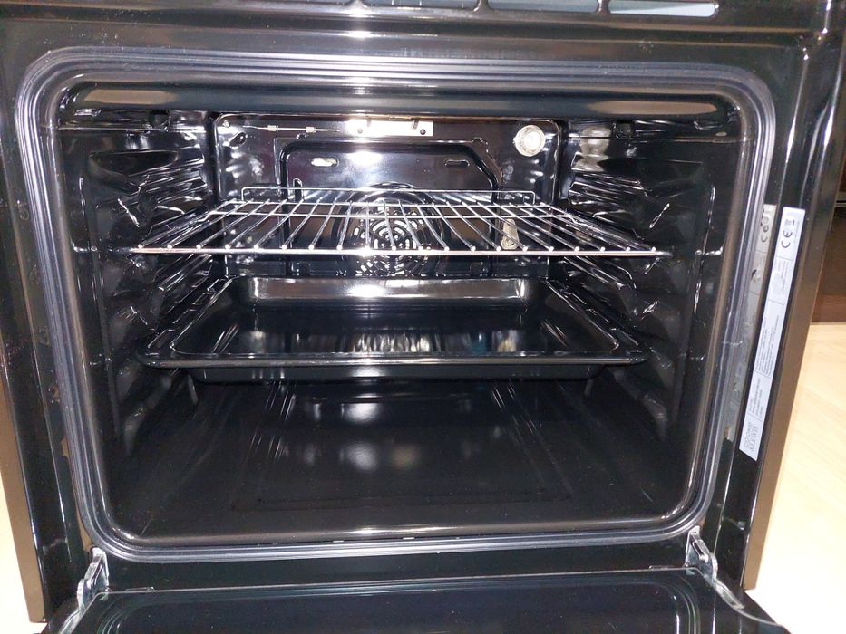 Piekarniki Cooke Lewis,AMICA