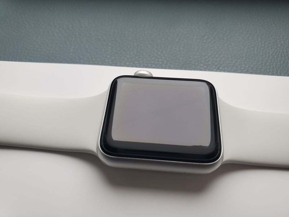 Apple watch series 3 white