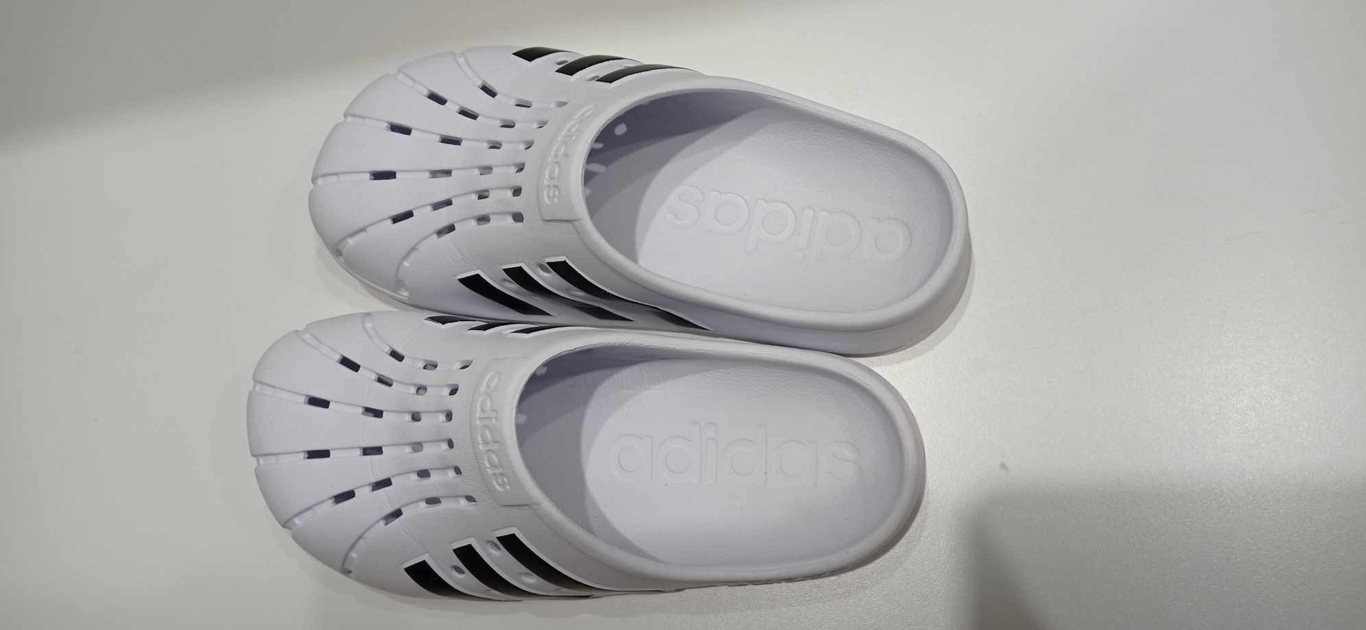 Kroksy Adidas, basenowe Adilette Clog rozm. 38 tj. 23,5 cm