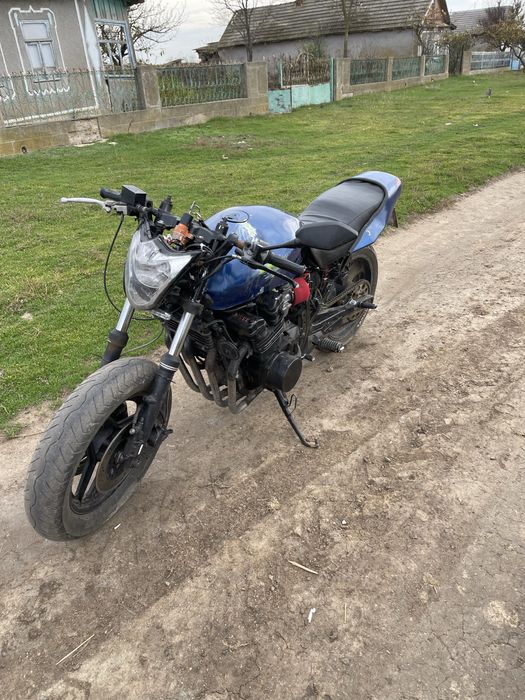 Сузуки катана 750