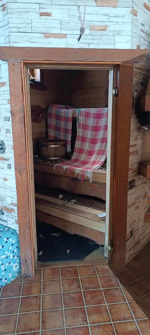Гостевой загородный дом ( дача, коттедж, баня, бассейн, мангал)  посут