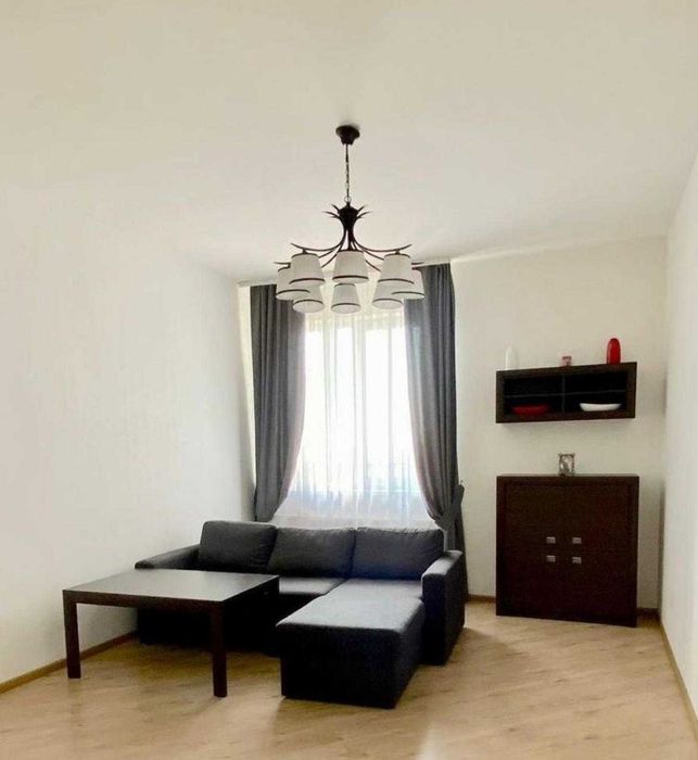 Продаж 2-кімнатної квартири по вул. Вишняківській