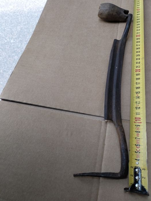 Stary kuty ośnik strug do korowania