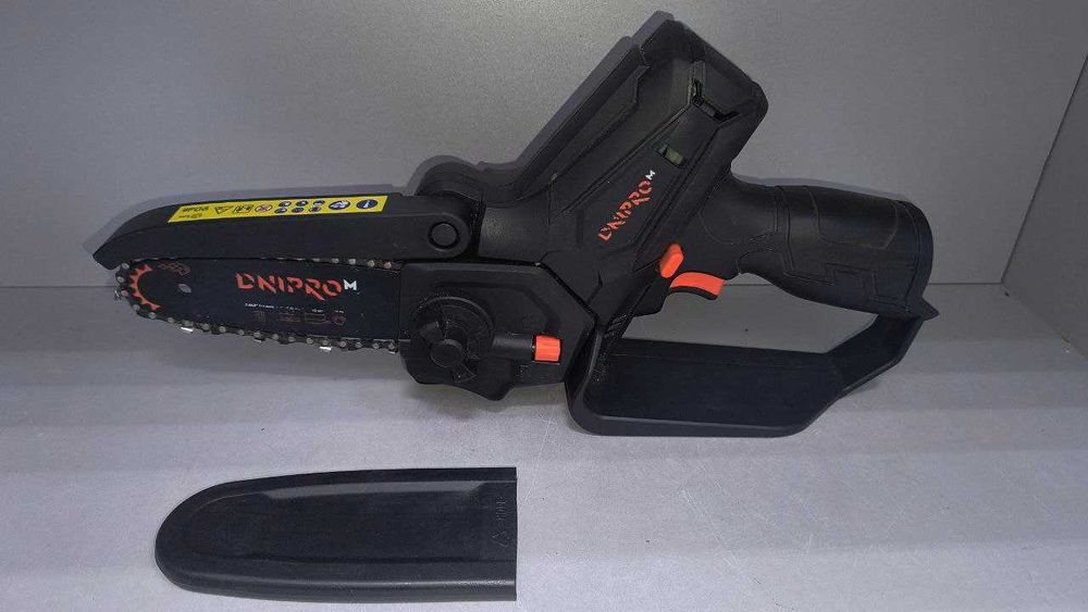 Електропила ланцюгова Dnipro-M CS-12 як нова