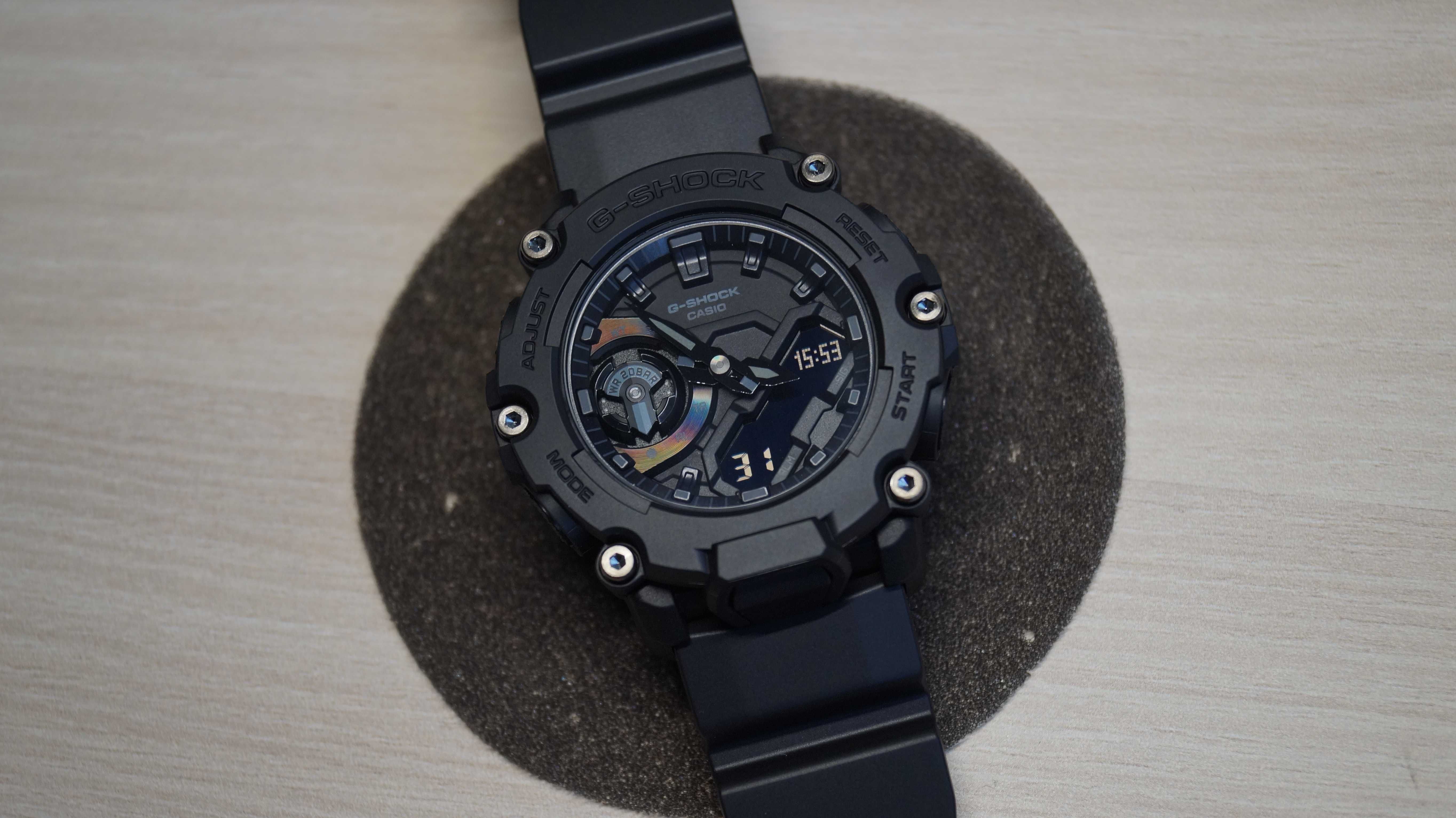 Годинник Casio G-Shock GA-2200BB-1AER ЧОРНІ