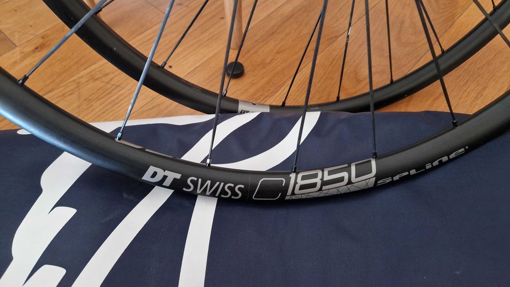 Rodas DT Swiss C1850 novas (gravel/estrada)