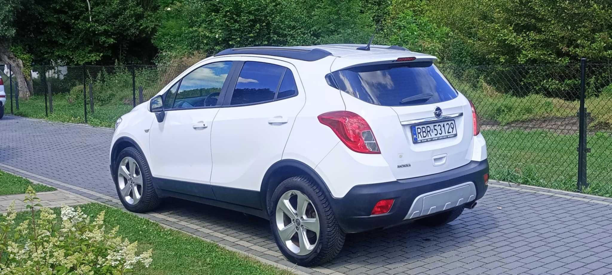 Opel Mokka 1.6 Benz zwykły biała alu 18 śliczna pełen serwis z Niemiec