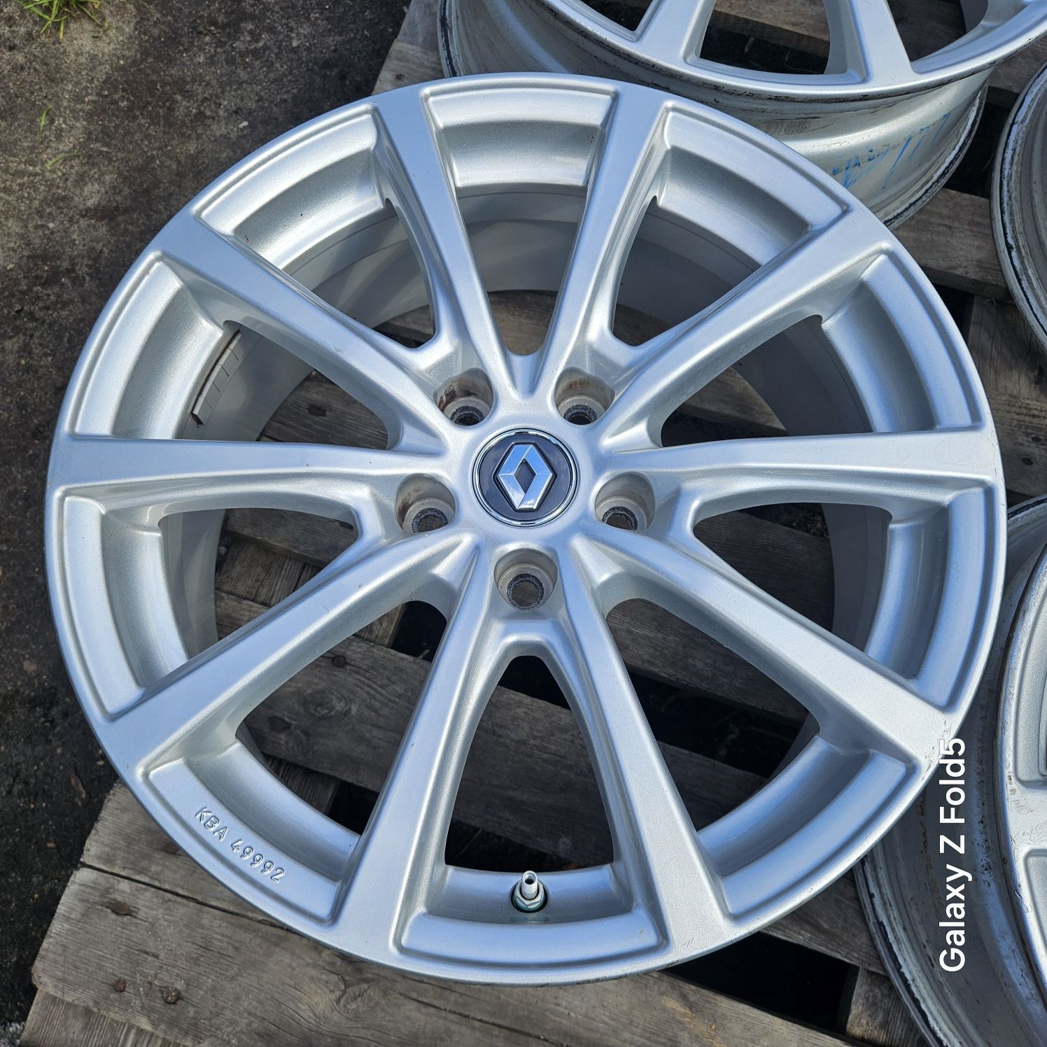 Alufelgi 18 Renault Megane Scenic Fluence Laguna 5x114,3 TPMS ET46