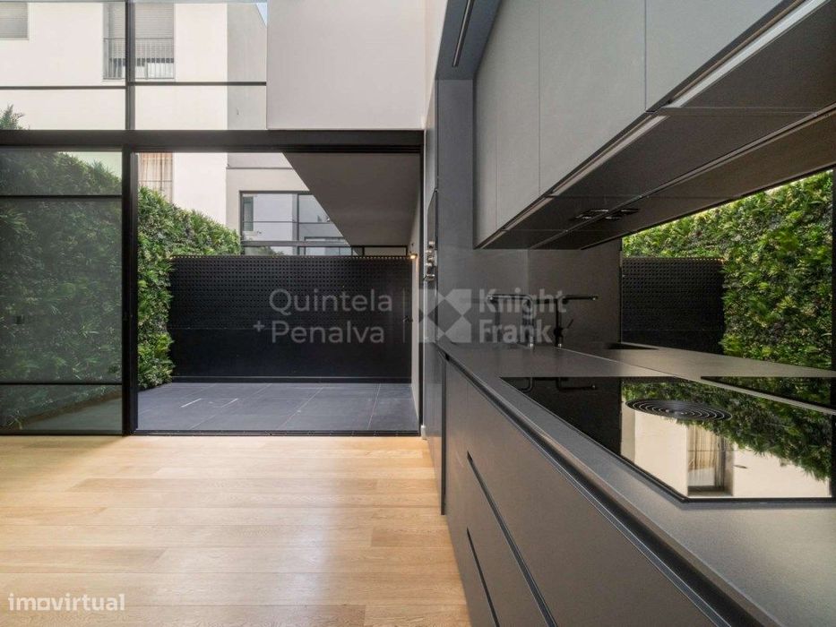 Moradia T2 para arrendamento sem móveis no Estoril