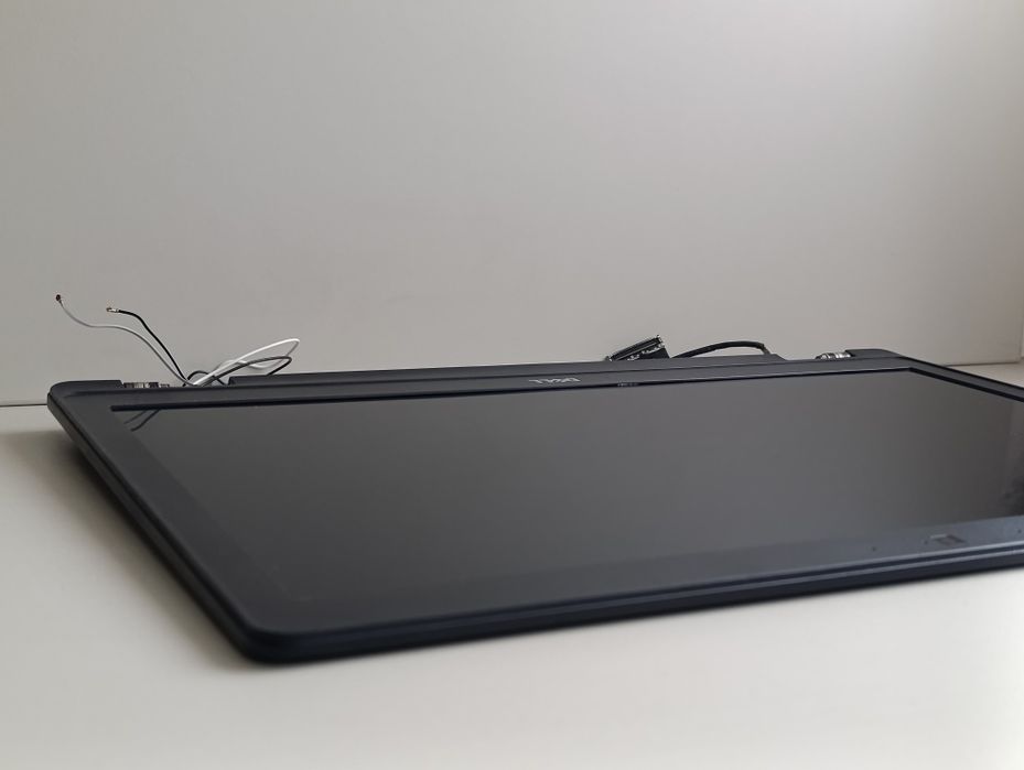Екран кришка матриця дисплей Dell 5580 latitude розборка