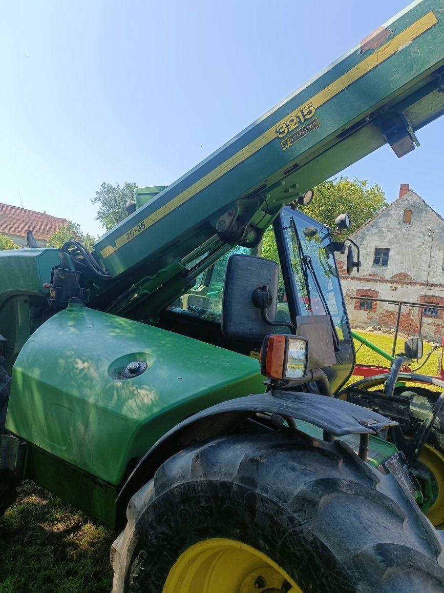 Ładowarka teleskopowa John Deere 3215