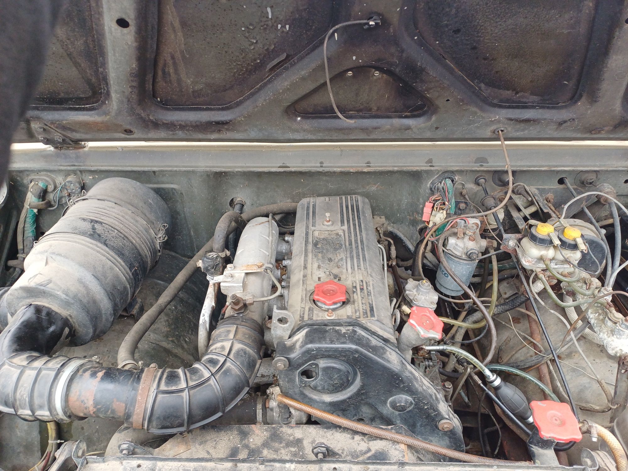 Tarpan honker sanitarka 2.5 iveco