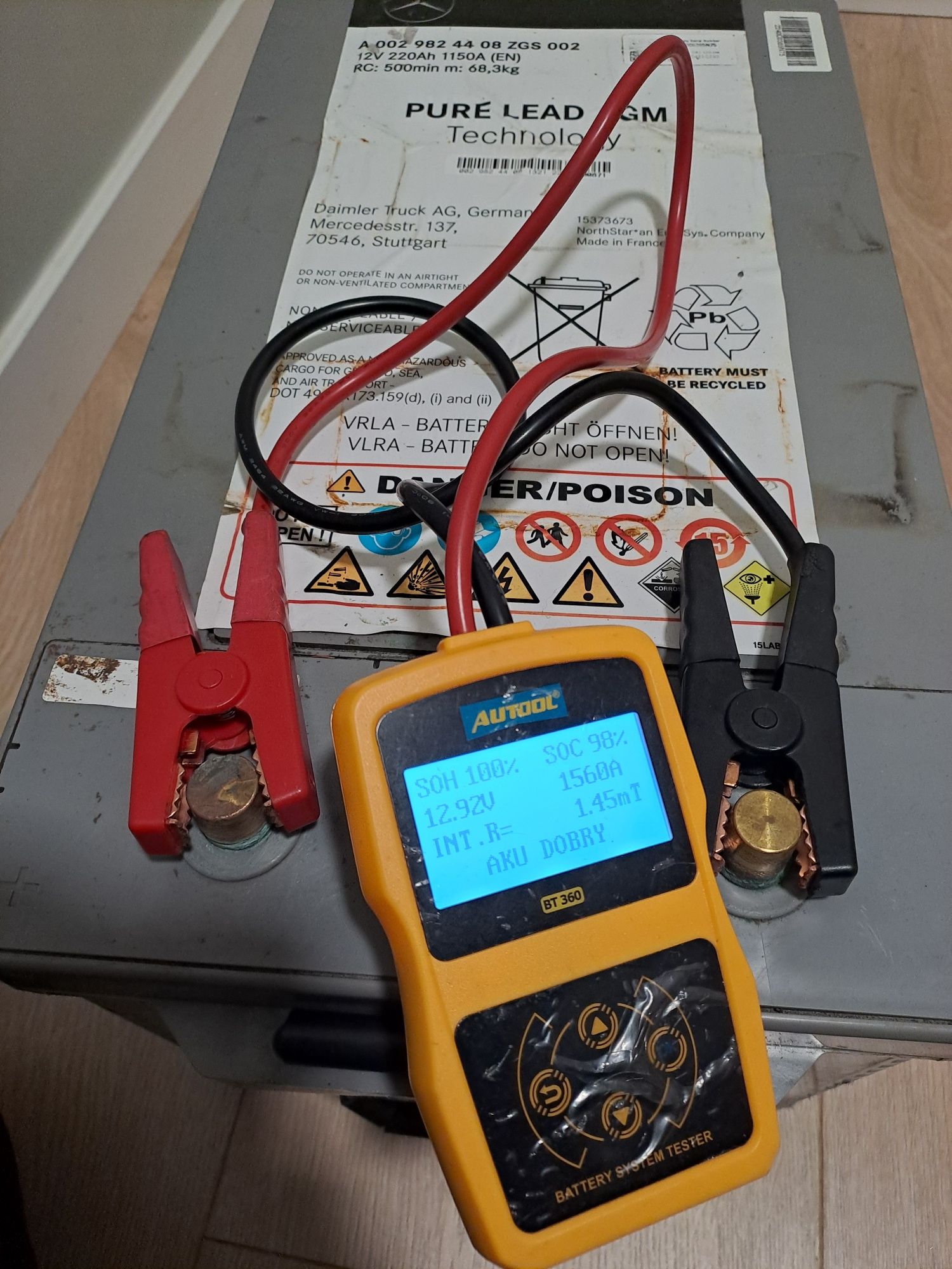 Duże akumulator AGM mercedes 12V 220Ah 1150A. ciężarówka, fotowoltaik