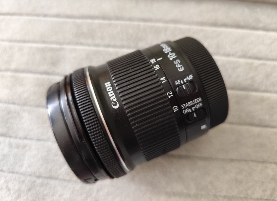 Об'єктив Canon EF-S 10-18mm f/4.5-5.6 STM (9519B005) объектив Кенон