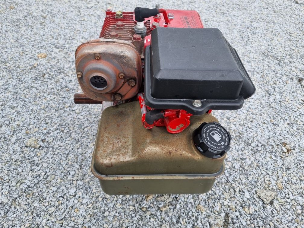Silnik Spalinowy Briggs 5hp / poziomy wał / Super Stan!