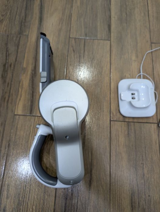 Ручний пилосос Black & Decker
Ручний пилосос Black & Decker PV