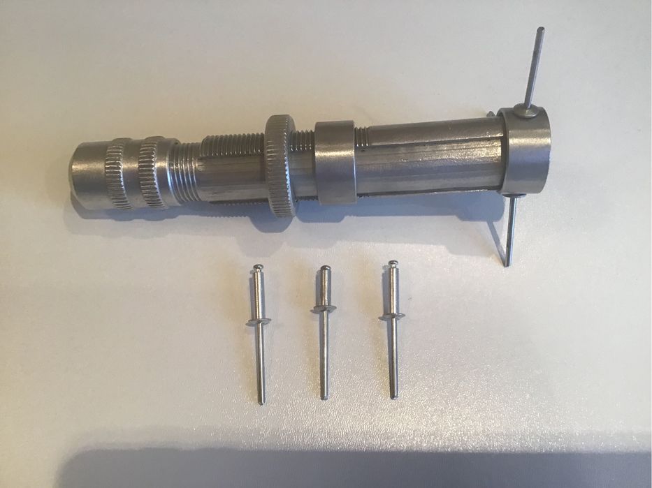 Спиненговый держатель катушки