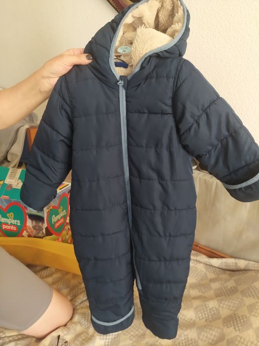 Продам зимовий комбінезон+взуття на хлопчика
