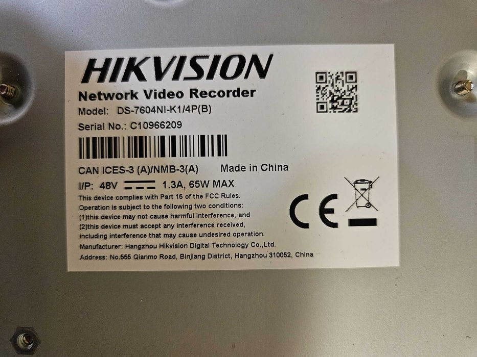 Hikvision DS-7604NI-K1/4P(B) monitoring rejestrator 4 kanały PoE