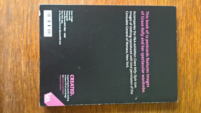 kolekcja grace kelly pocztówki wystawa w V&A muzeum Londyn unikat