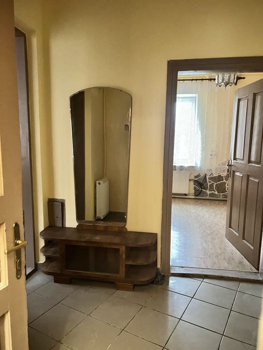 Здається частина будинку по Вул. Весела