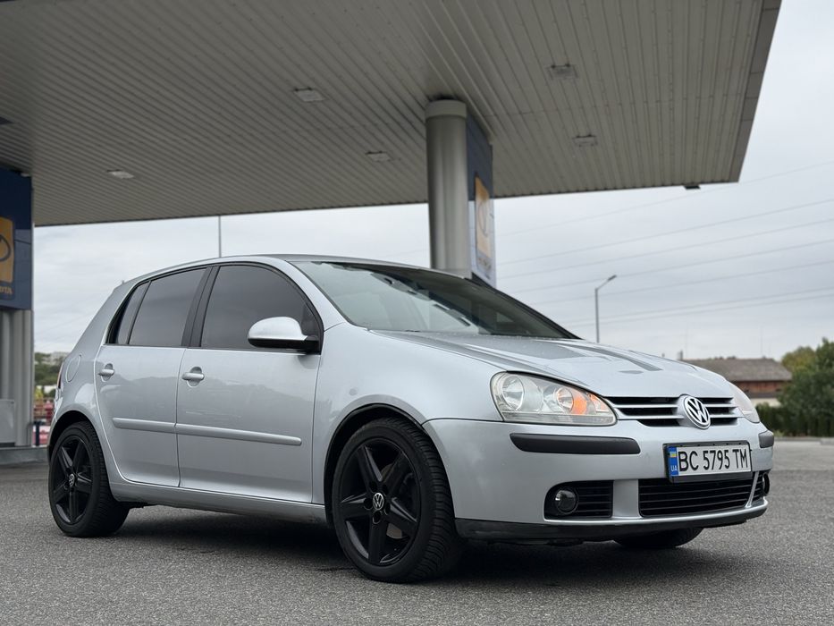 VOLKSWAGEN GOLF V 2005 , 2.0 полный привод , в идеальном состоянии