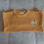 Sweter Sweterk chłopięcy marki SINSAY rozm. 134 cm. Stan idealny.